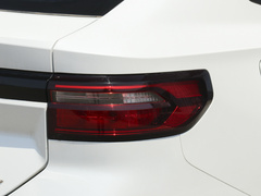 2020款 1.5L 手动智耀精英型