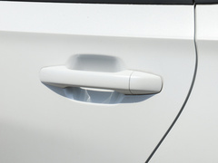 2020款 1.5L 手动智耀精英型