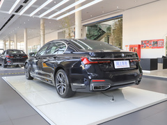 2019款 改款 730Li M运动套装