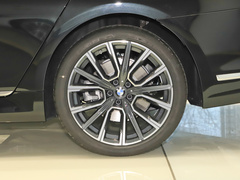 2019款 改款 740Li 领先型 M运动套装