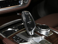 2019款 改款 740Li 尊享型 豪华套装
