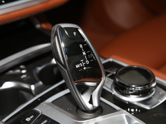 2019款 改款 750Li xDrive V8 M运动套装