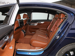 2019款 改款 750Li xDrive V8 M运动套装