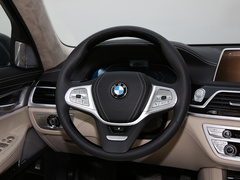 2019款 改款 750Li xDrive V8 豪华套装