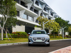 2021款 50 quattro 豪华型