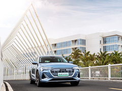 2021款 50 quattro 豪华型