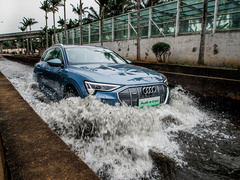 2021款 50 quattro 豪华型