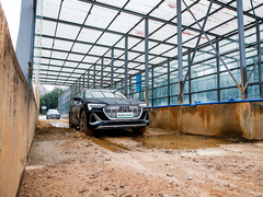 2021款 50 quattro 豪华型