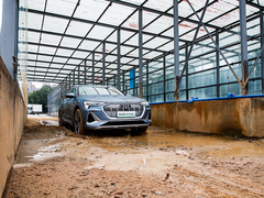 2021款 50 quattro 豪华型