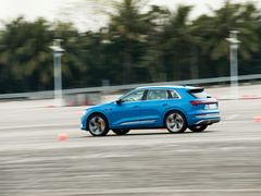 2021款 50 quattro 豪华型