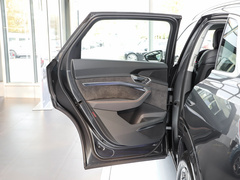2021款 50 quattro 豪华型