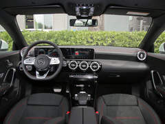 2020款 CLA 200 猎跑车