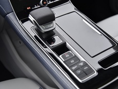 2020款 620km 智尊版