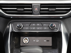 2021款 1.5T 自动精英版