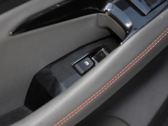 2020款 1.5L 手动智能豪华型