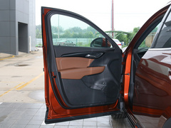 2020款 652T 两驱豪华型
