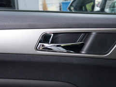 2021款 1.6L 手动尊享型