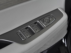 2021款 3.5L 四驅(qū)自動GLS