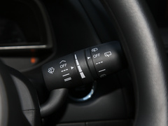 2021款 2.0L 自动两驱蓝天探索版
