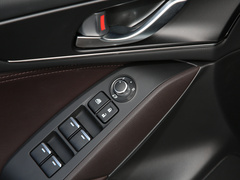2021款 2.0L 自动两驱蓝天品位版