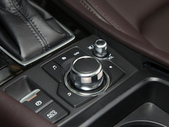 2021款 2.0L 自动两驱蓝天品位版