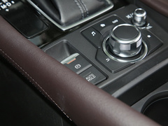 2021款 2.0L 自动两驱蓝天品位版