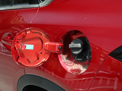 2021款 2.0L 自动两驱蓝天领先版