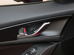 2021款 2.0L 自动两驱蓝天领先版