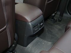 2021款 2.0L 自动两驱蓝天领先版