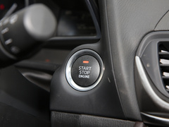 2021款 2.0L 自动两驱蓝天领先版