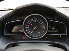 2021款 2.0L 自动两驱蓝天领先版