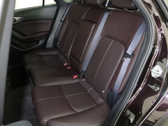2021款 2.5L 自动四驱蓝天激情版