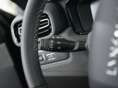 2021款 2.0T 自动两驱耀 冠军版