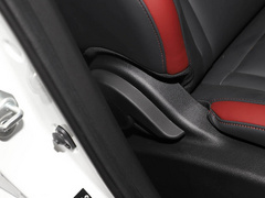 2021款 1.6L 手动尊享型