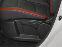 2021款 1.6L 手动尊享型