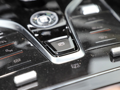 2021款 EV 长续航版尊荣型
免税
