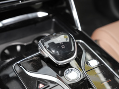 2021款 EV 长续航版尊荣型
免税
