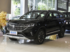 2022款 1.5T 基本型中配加长版 7座 