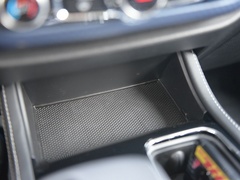 2020款 2.0T 自动四驱致敬2020版至尊型