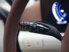 2021款 1.8L CVT尊贵版LUX