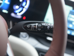 2021款 1.8L CVT尊贵版LUX