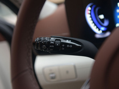 2021款 1.8L CVT尊贵版LUX