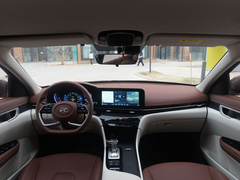 2021款 1.8L CVT尊貴版LUX
