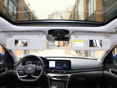 2021款 1.8L CVT尊贵版LUX