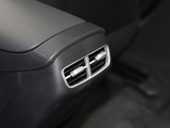 2021款 1.8L CVT尊贵版LUX