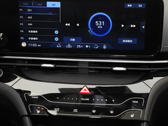 2021款 1.8L CVT尊贵版LUX