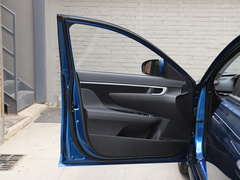 2021款 1.8L CVT尊贵版LUX