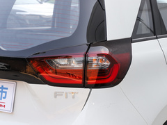 2021款 1.5L CVT潮启版