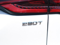 2021款 1.5T 自动豪华型