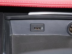 2021款 2.0T 自动领航型